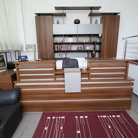 Aparthotel Boutique Global Braszów Zewnętrze zdjęcie
