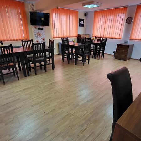 Aparthotel Boutique Global Braszów Zewnętrze zdjęcie
