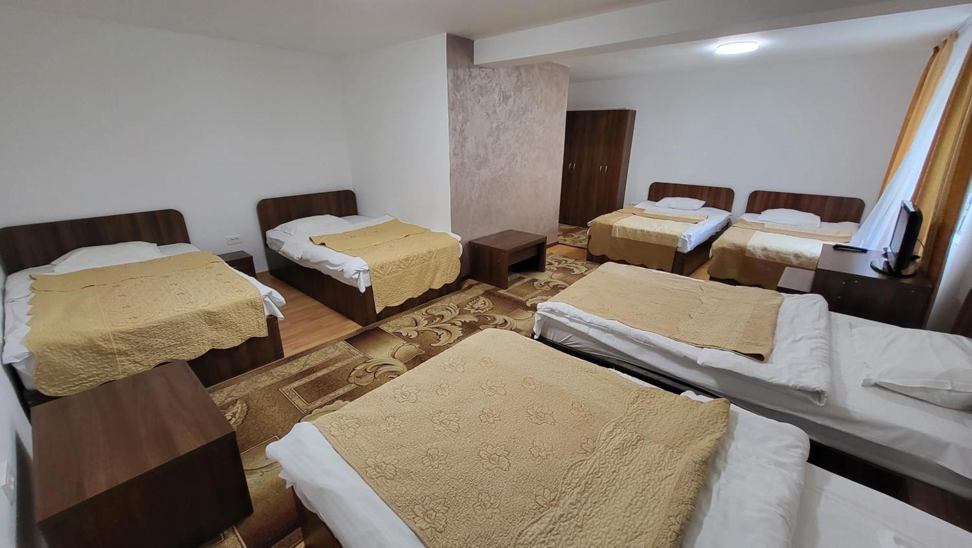 Aparthotel Boutique Global Braszów Zewnętrze zdjęcie