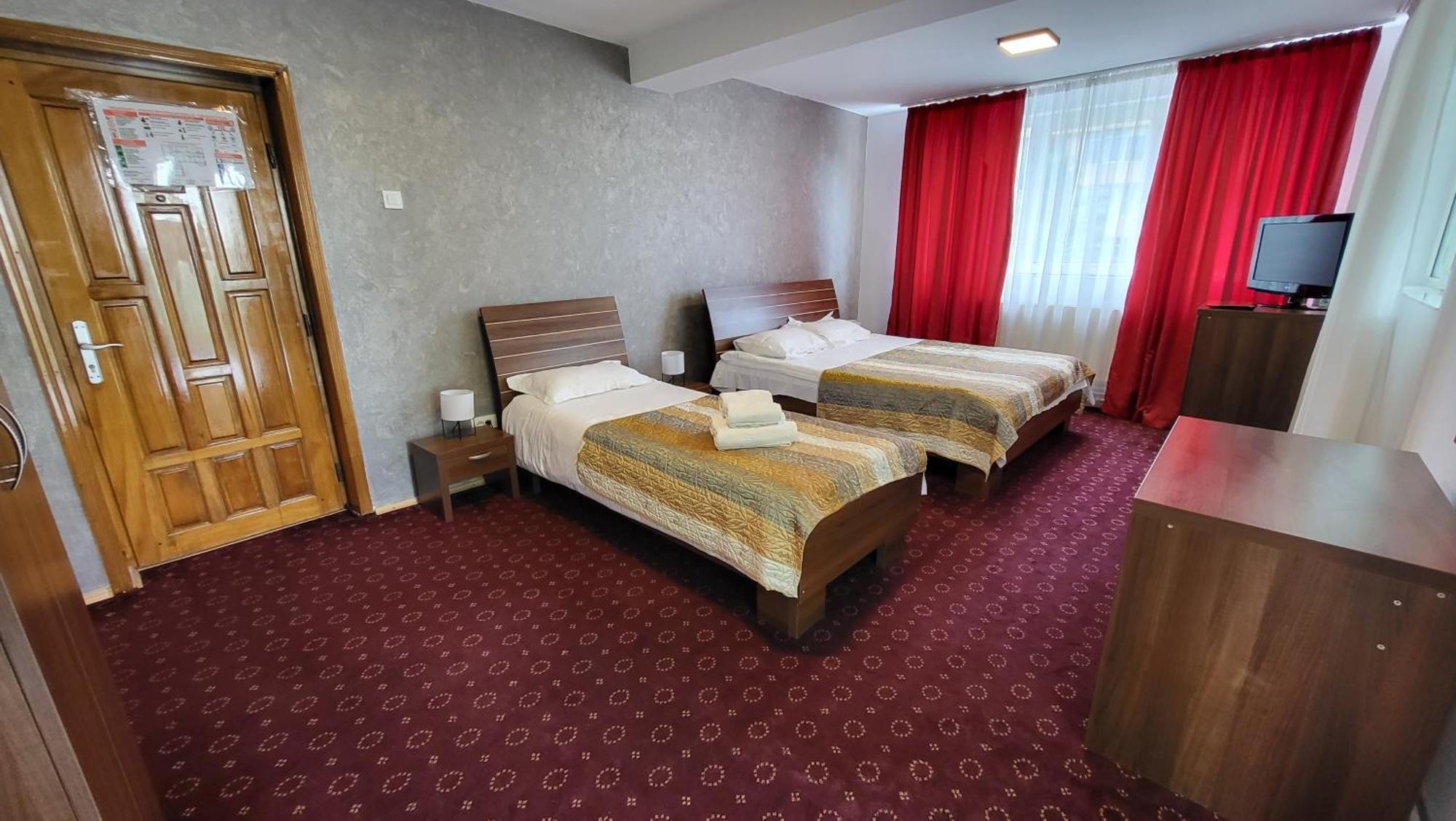 Aparthotel Boutique Global Braszów Zewnętrze zdjęcie