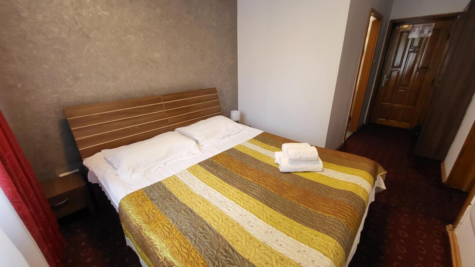 Aparthotel Boutique Global Braszów Zewnętrze zdjęcie